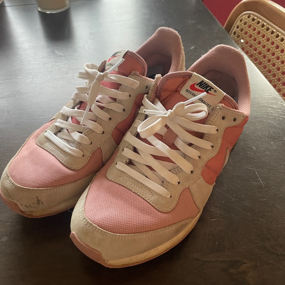 Nike Women's Pink and White Sneakers